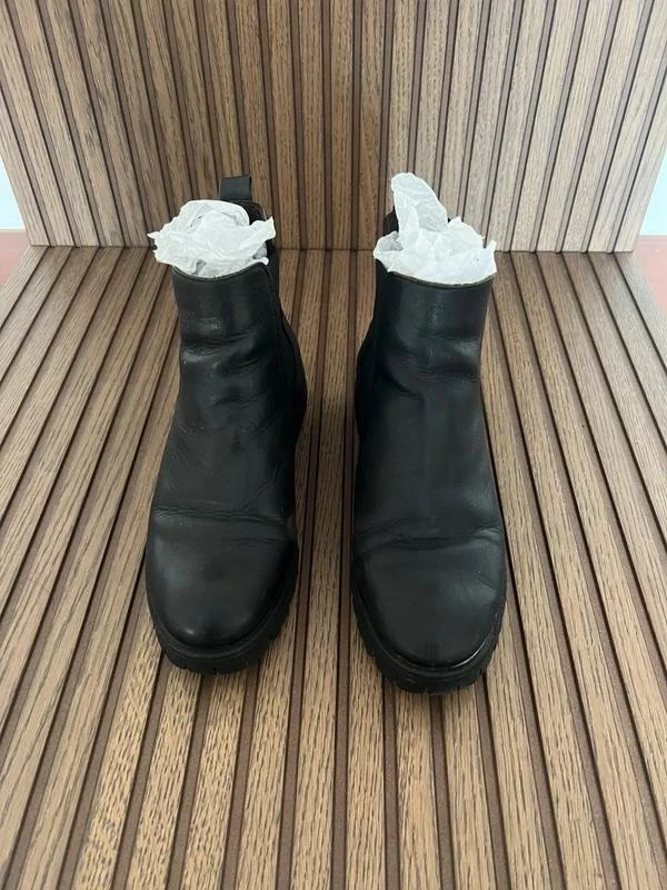 Botas Pretas Chelsea